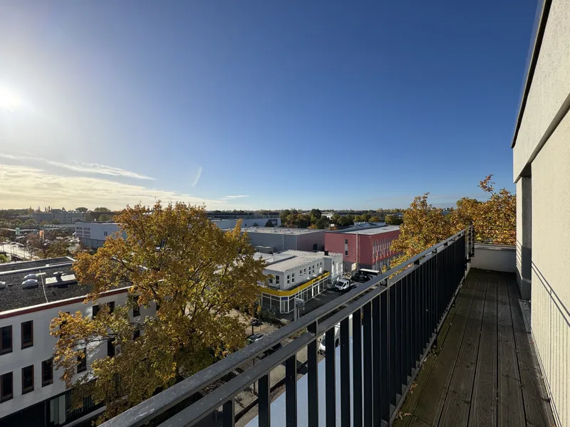 Schlüssel zum Glück gesucht? 2 Zimmer, Balkon & EBK — photo 1